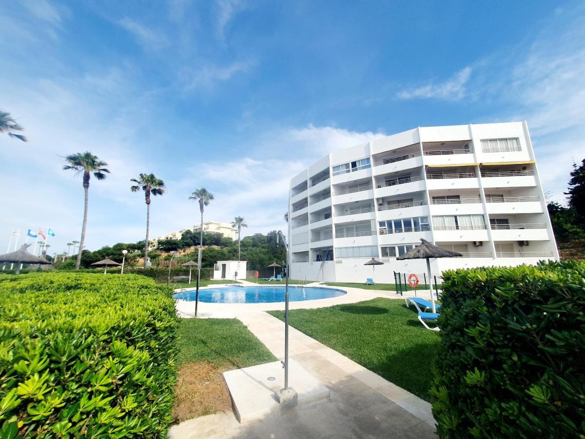 Luna Beach Seafront Marbella Exterior photo