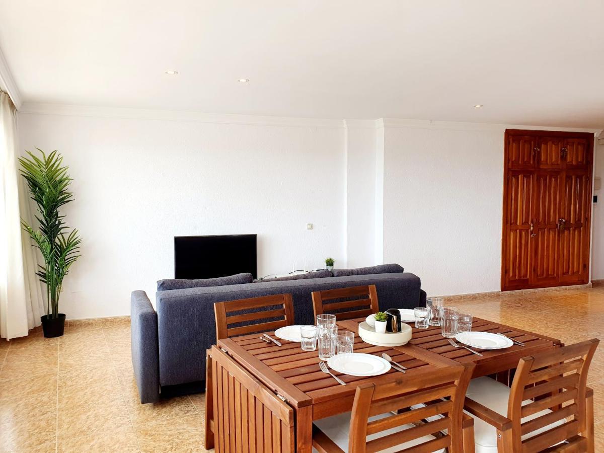 Luna Beach Seafront Marbella Exterior photo